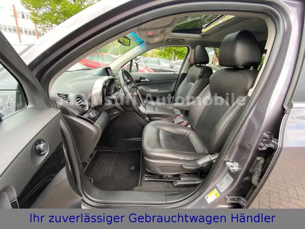 Chevrolet Orlando LTZ 7-SITZE|NAVI|LEDER|KAMERA|AHK|GSHD 01/2013-photo-9