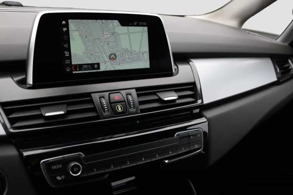 BMW 2 Series 218i Active Tourer/NAVI/PDC/SHZ/ACC/LED 09/2017-photo-21