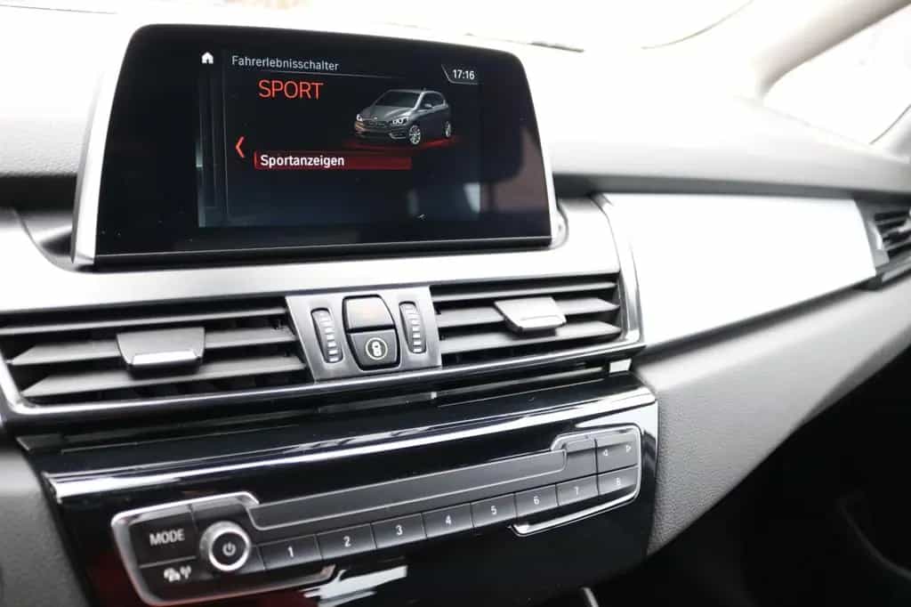 BMW 2 Series 218i Active Tourer/NAVI/PDC/SHZ/ACC/LED 09/2017-photo-22