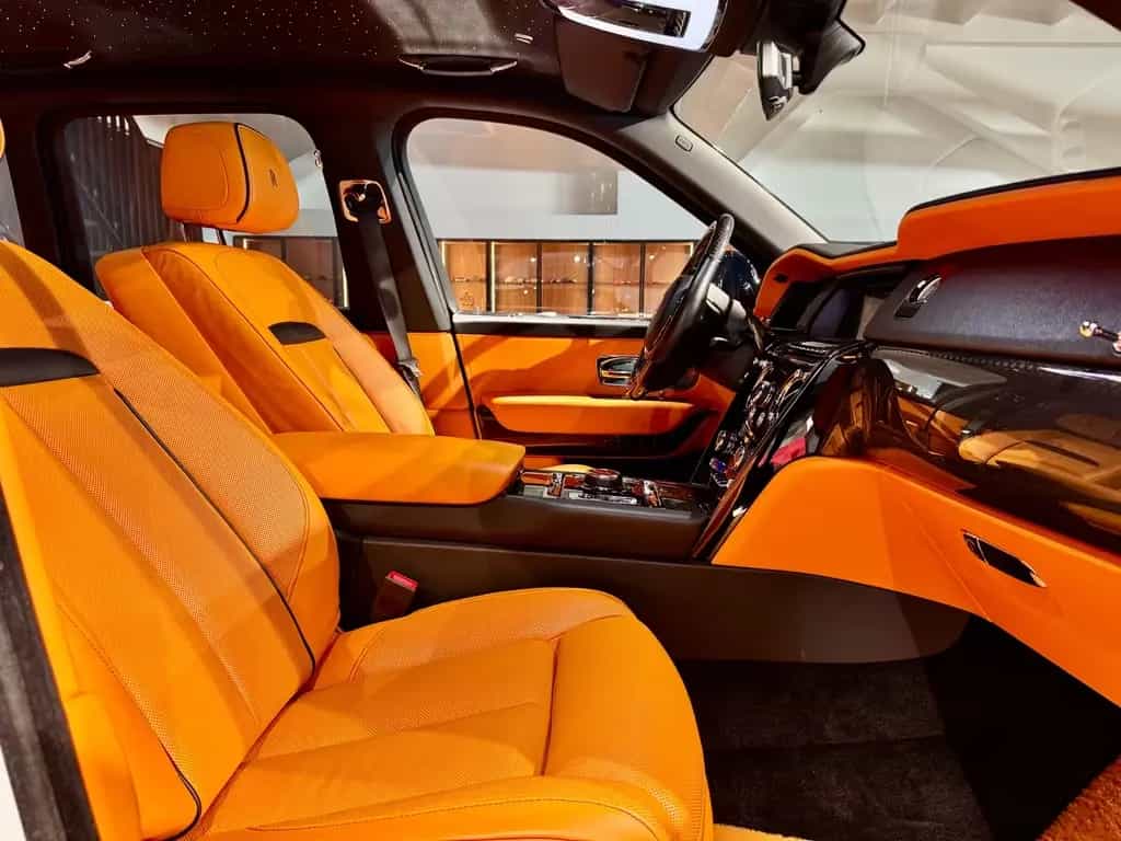 Rolls-Royce Cullinan Mansory Cullinan Black Badge 10/2020-photo-14