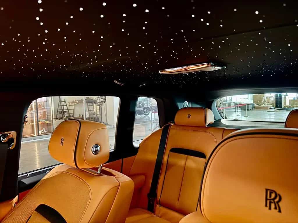 Rolls-Royce Cullinan Mansory Cullinan Black Badge 10/2020-photo-25