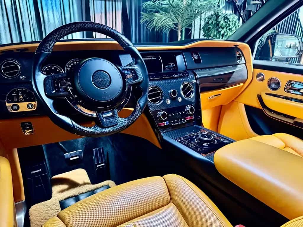 Rolls-Royce Cullinan Mansory Cullinan Black Badge 10/2020-photo-32