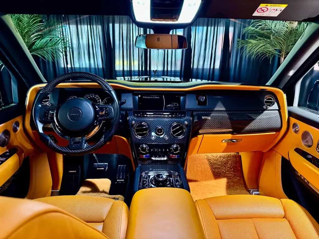 Rolls-Royce Cullinan Mansory Cullinan Black Badge 10/2020-photo-35