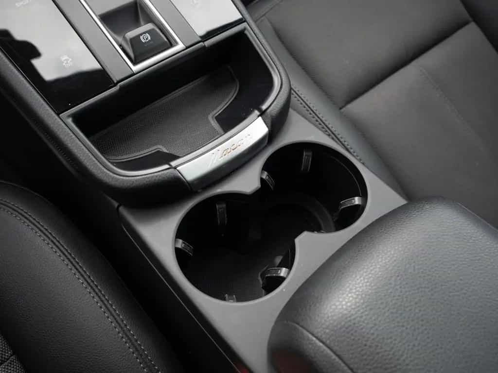 Porsche Macan Panorama Dachsystem Sitzheizung vorn 01/2024-photo-20