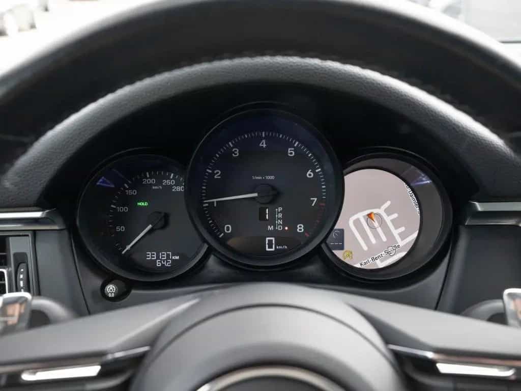 Porsche Macan Panorama Dachsystem Sitzheizung vorn 01/2024-photo-21
