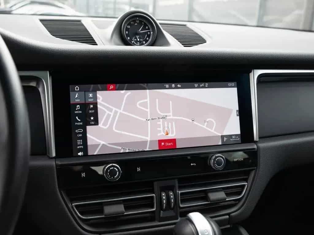 Porsche Macan Panorama Dachsystem Sitzheizung vorn 01/2024-photo-22