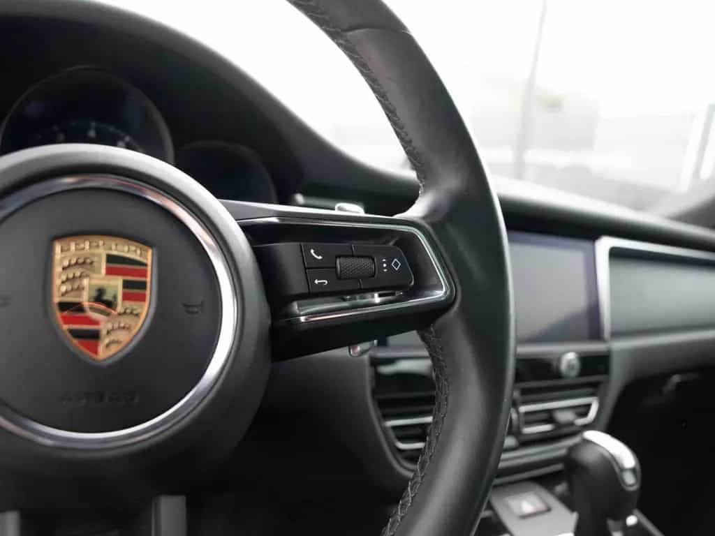 Porsche Macan Panorama Dachsystem Sitzheizung vorn 01/2024-photo-28