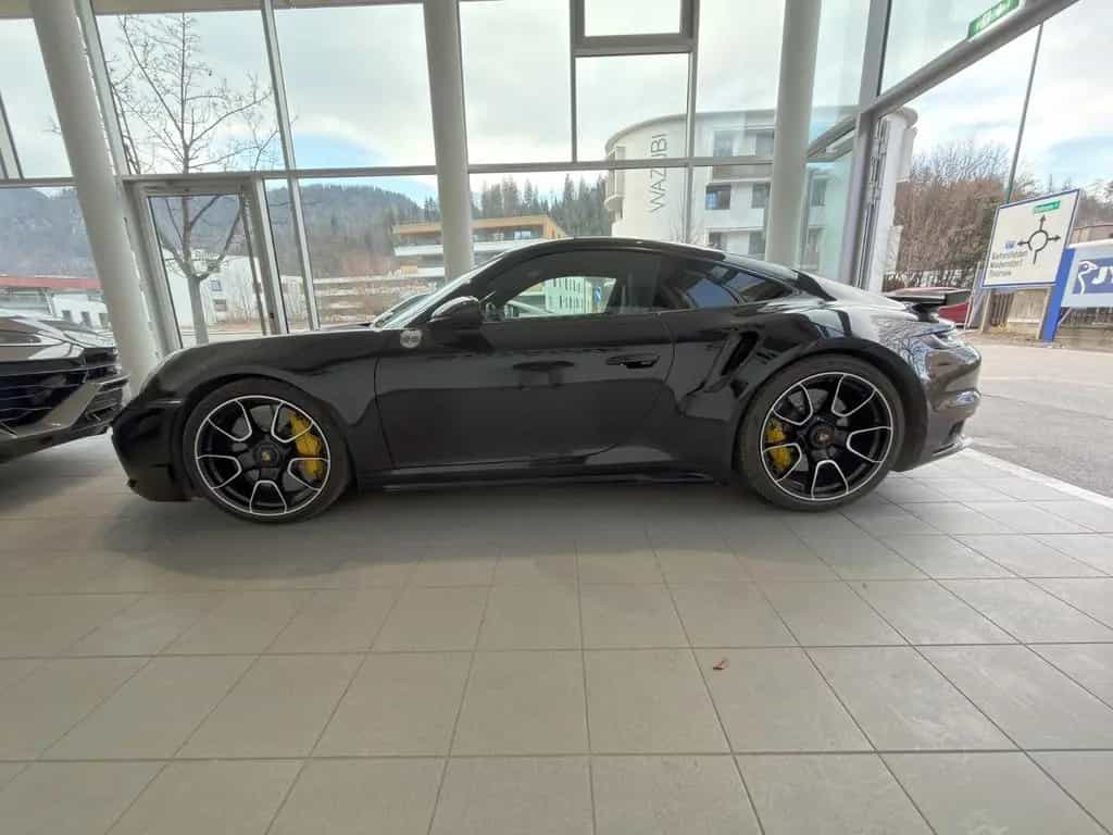 Porsche 992 Turbo S Coupe/Sportdesignpaket/Voll 04/2021-photo-1