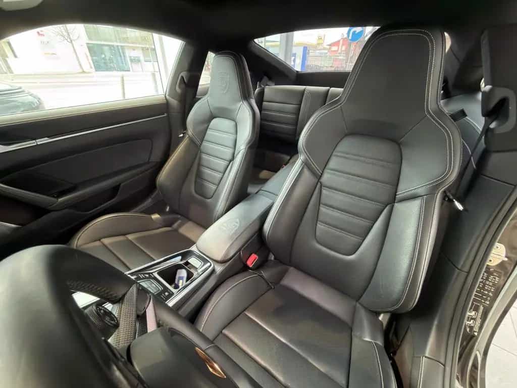 Porsche 992 Turbo S Coupe/Sportdesignpaket/Voll 04/2021-photo-15