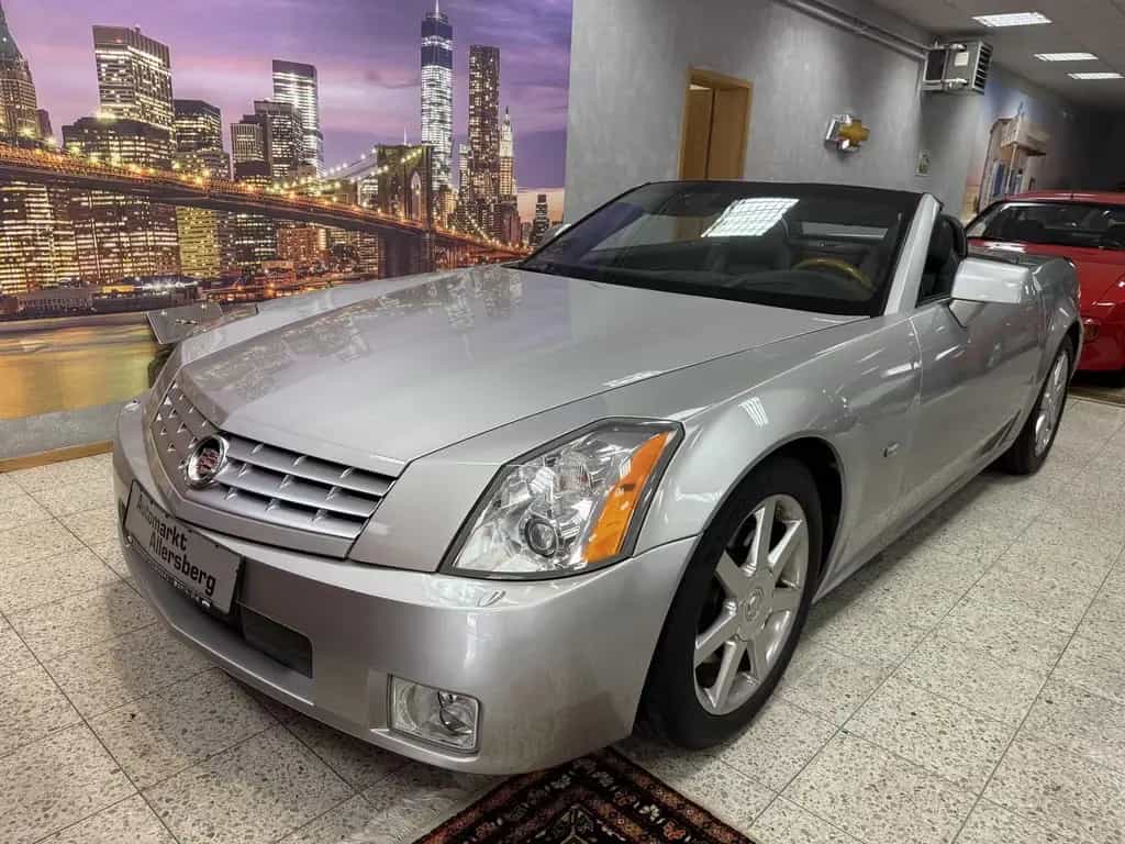 Cadillac XLR 4.6 V8 BRD 51.000 km Topzustand 10/2007-photo-2