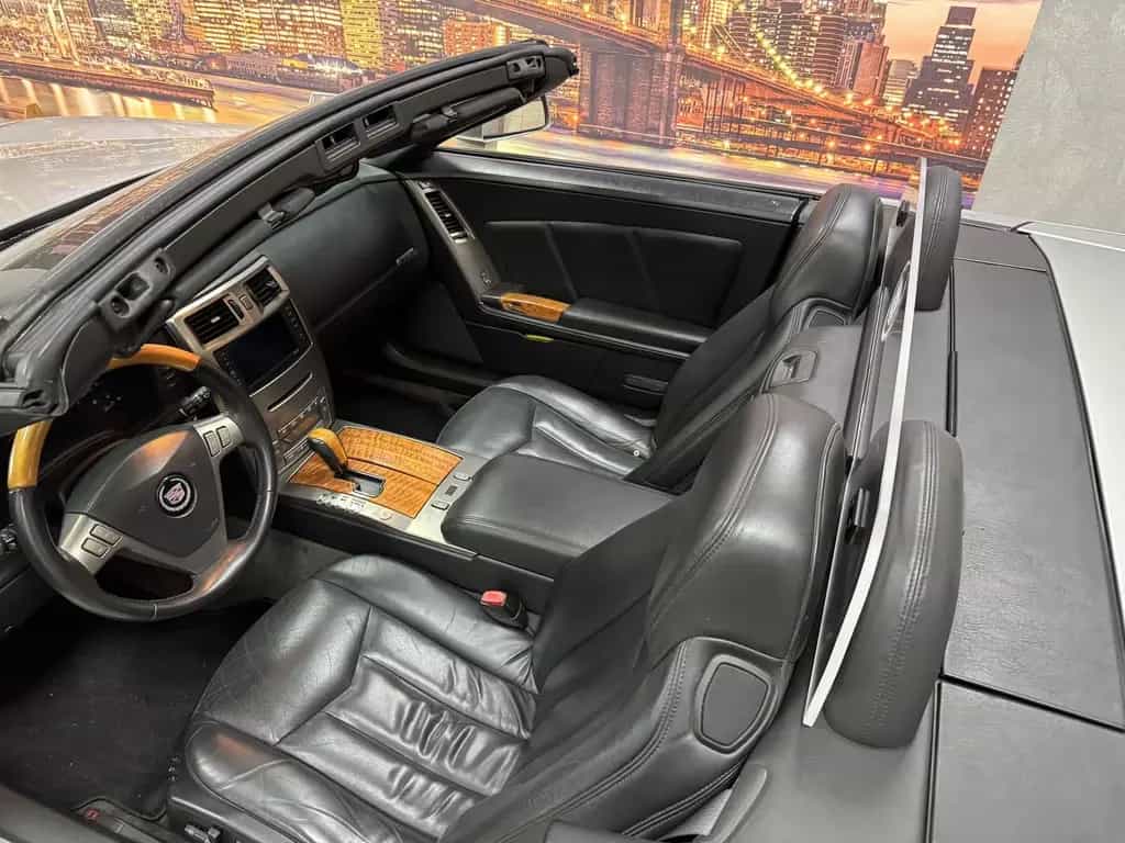 Cadillac XLR 4.6 V8 BRD 51.000 km Topzustand 10/2007-photo-5