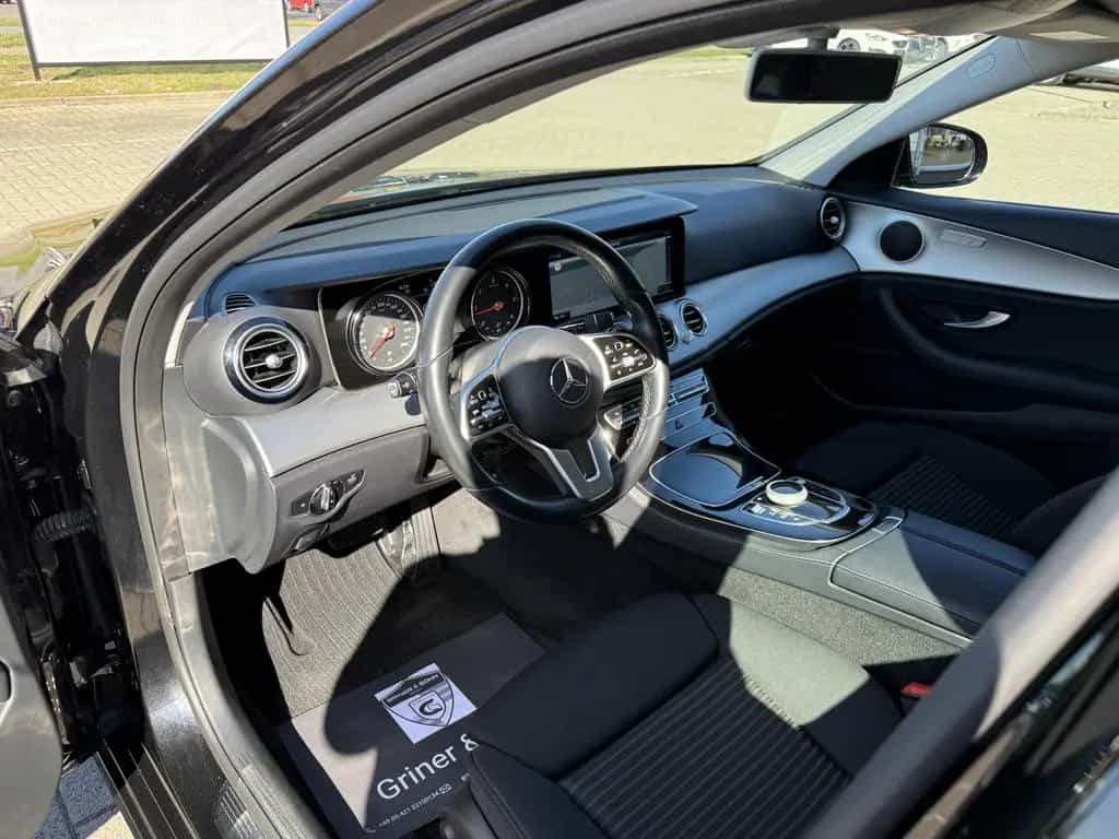 Mercedes-Benz E-Class d,Avantgarde,Navi,R-Kamera,8-Fach,Shz,AHK 06/2020-photo-15