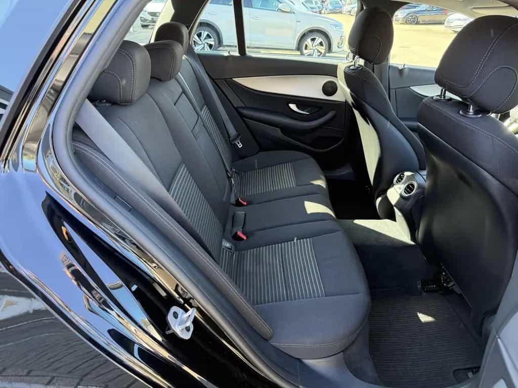 Mercedes-Benz E-Class d,Avantgarde,Navi,R-Kamera,8-Fach,Shz,AHK 06/2020-photo-23