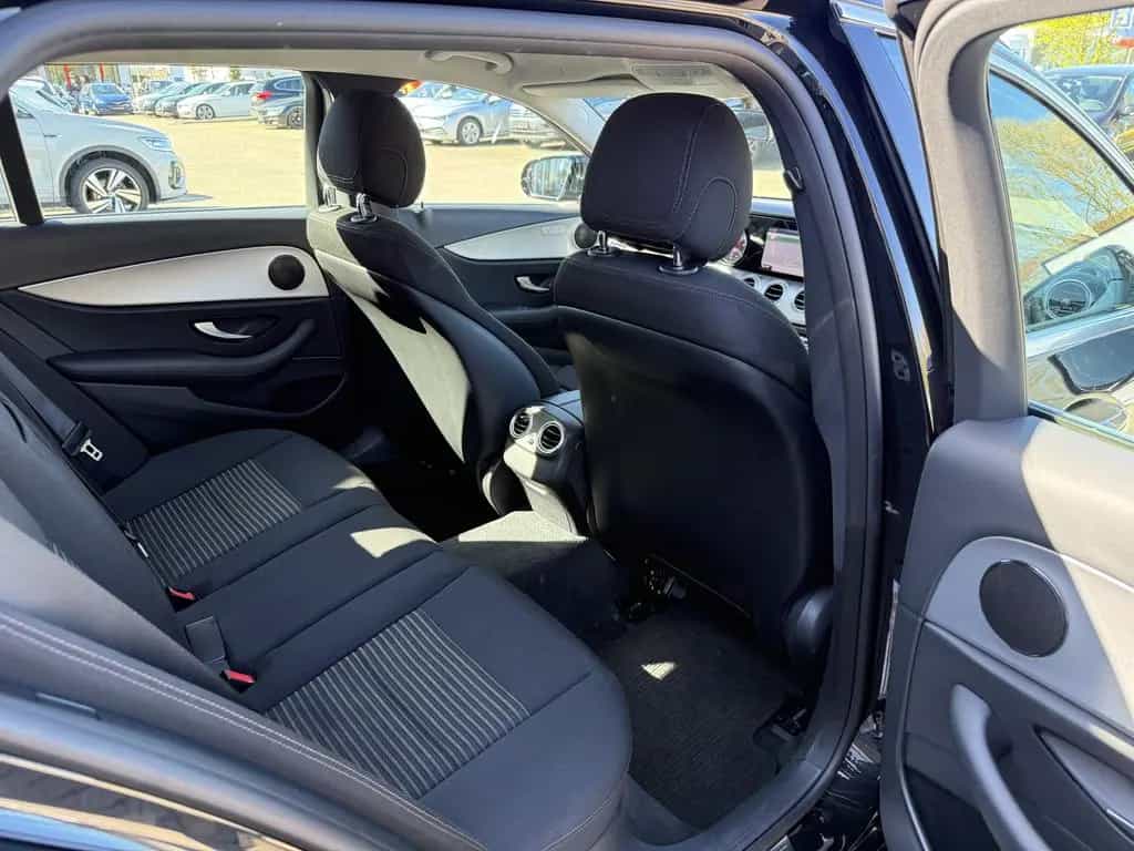 Mercedes-Benz E-Class d,Avantgarde,Navi,R-Kamera,8-Fach,Shz,AHK 06/2020-photo-24