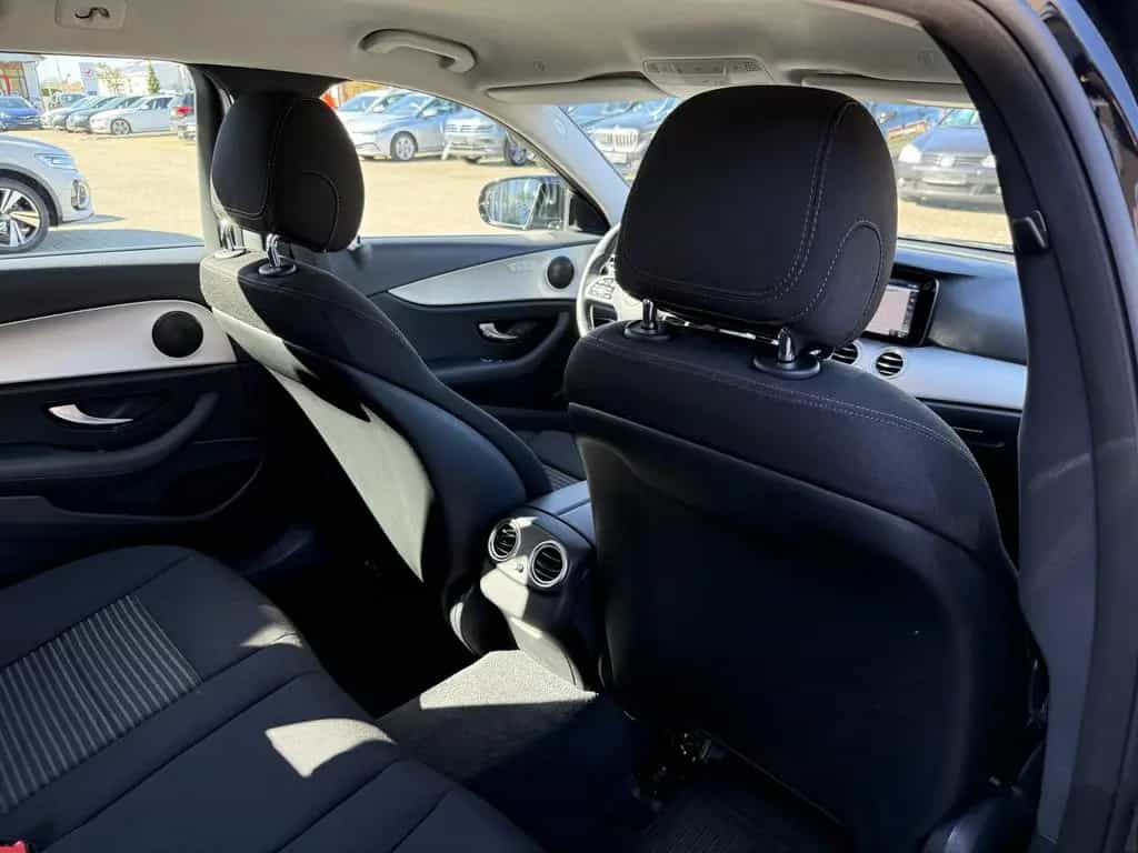 Mercedes-Benz E-Class d,Avantgarde,Navi,R-Kamera,8-Fach,Shz,AHK 06/2020-photo-25