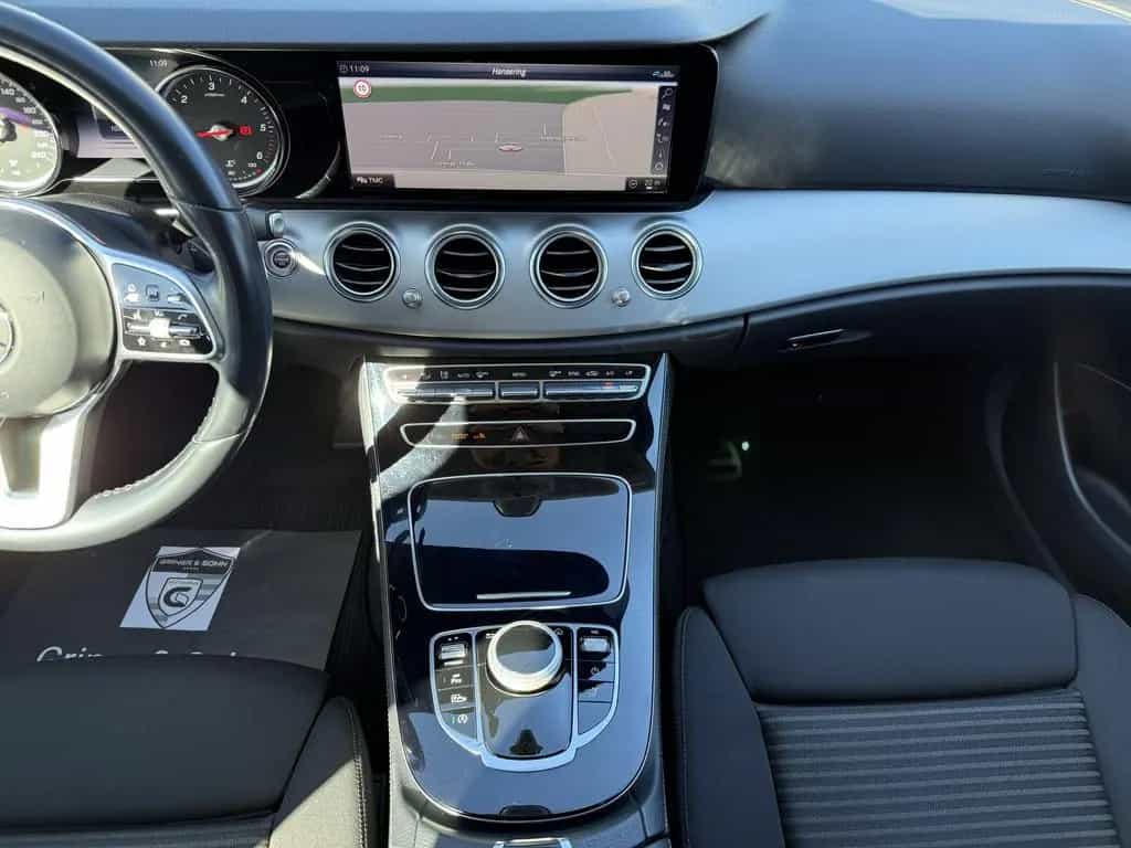Mercedes-Benz E-Class d,Avantgarde,Navi,R-Kamera,8-Fach,Shz,AHK 06/2020-photo-35