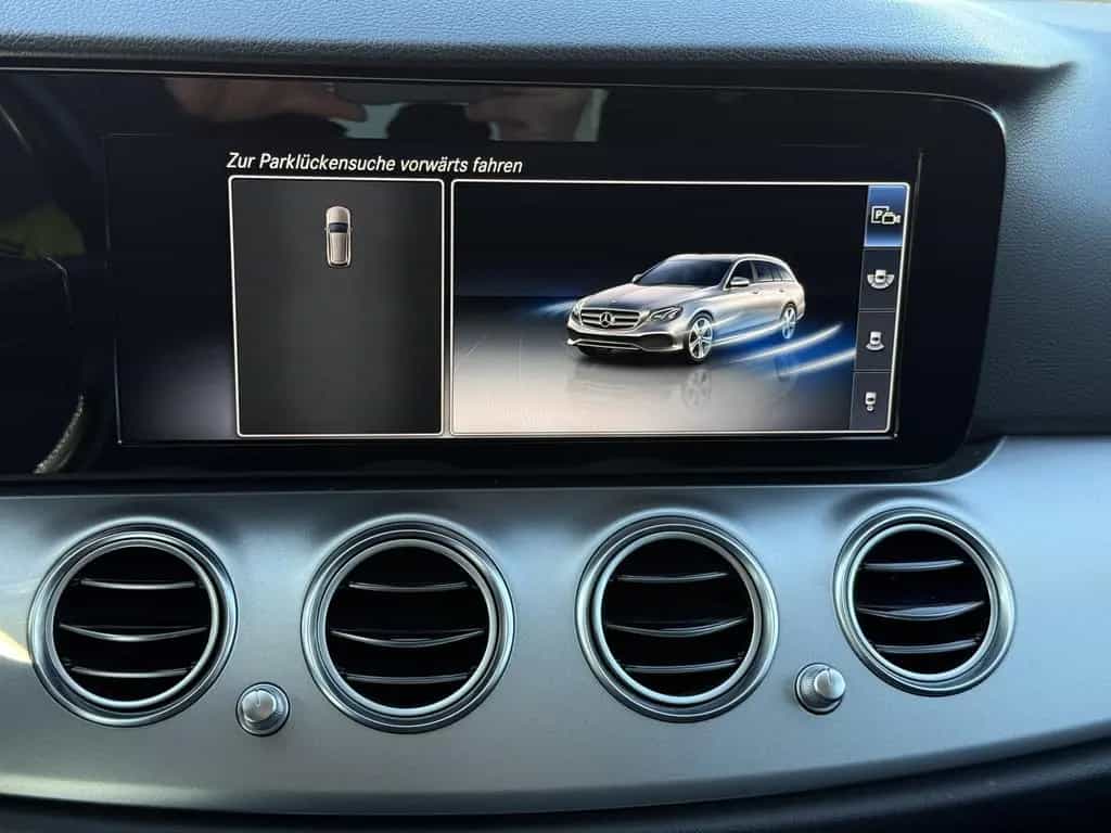Mercedes-Benz E-Class d,Avantgarde,Navi,R-Kamera,8-Fach,Shz,AHK 06/2020-photo-39