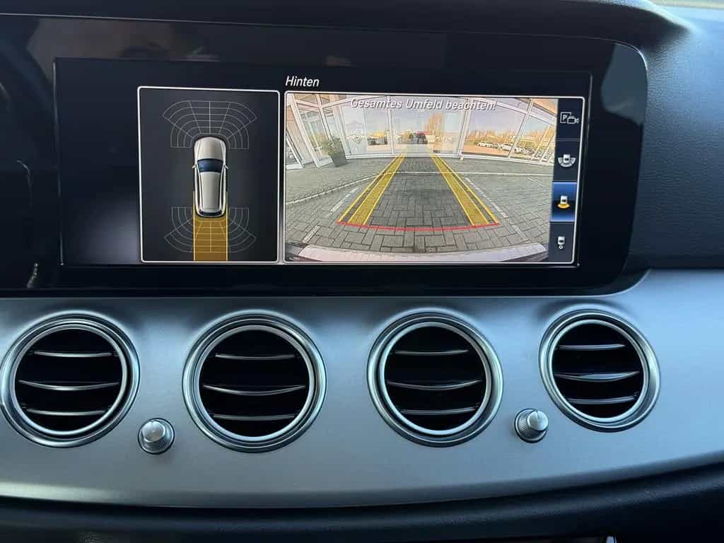 Mercedes-Benz E-Class d,Avantgarde,Navi,R-Kamera,8-Fach,Shz,AHK 06/2020-photo-40