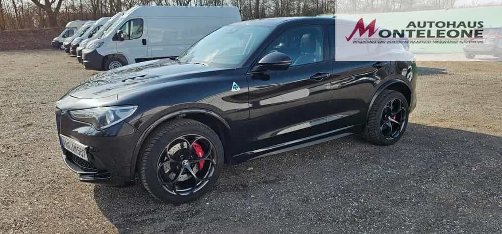 Alfa Romeo Stelvio Quadrifoglio 2.9 V6 Bi-Turbo 510 PS 07/2021-photo-10