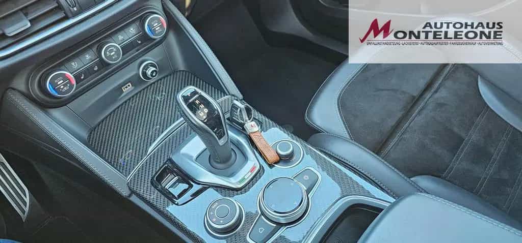Alfa Romeo Stelvio Quadrifoglio 2.9 V6 Bi-Turbo 510 PS 07/2021-photo-23