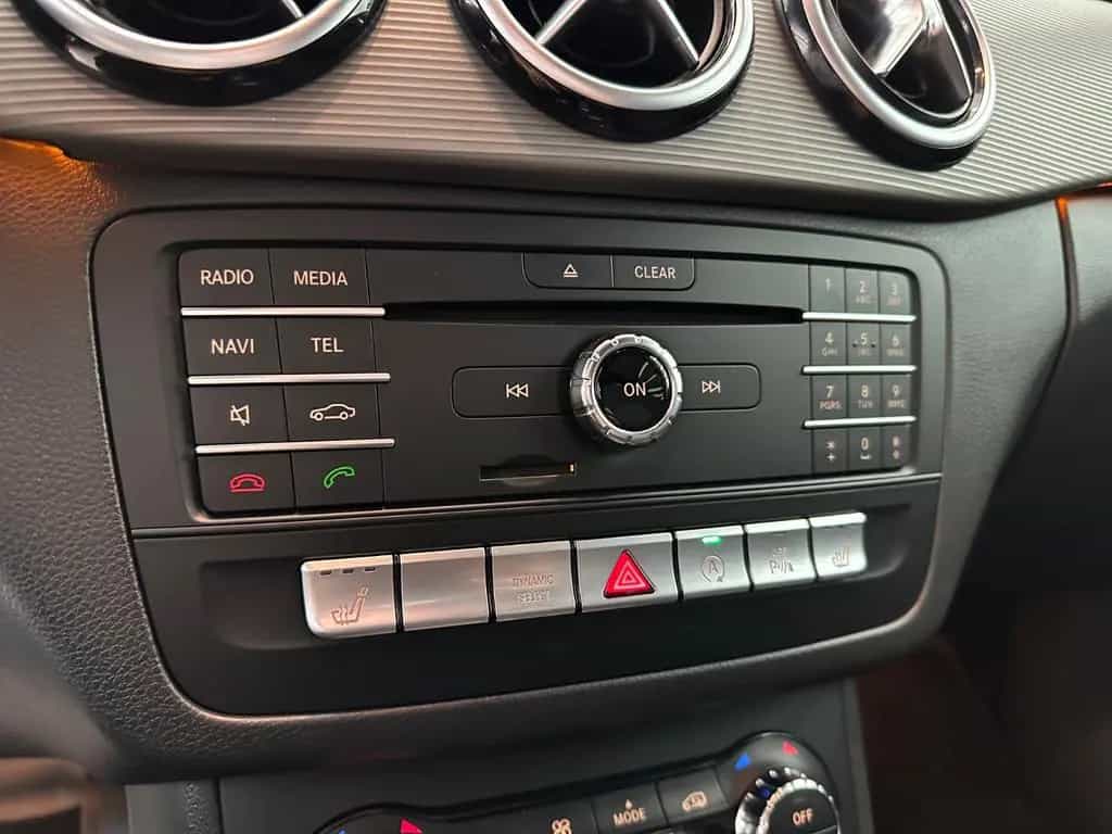 Mercedes-Benz B-Class 200d*Comand*Totwinkel*LED*AppleCarPlay* 10/2018-photo-22