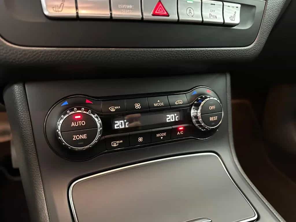 Mercedes-Benz B-Class 200d*Comand*Totwinkel*LED*AppleCarPlay* 10/2018-photo-23