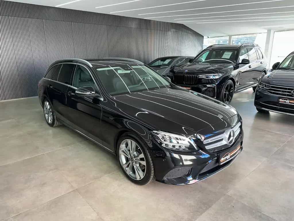 Mercedes-Benz C-Class 300 T*Totwinkel*LED*Kamera*AppleCarPlay* 06/2019-photo-0