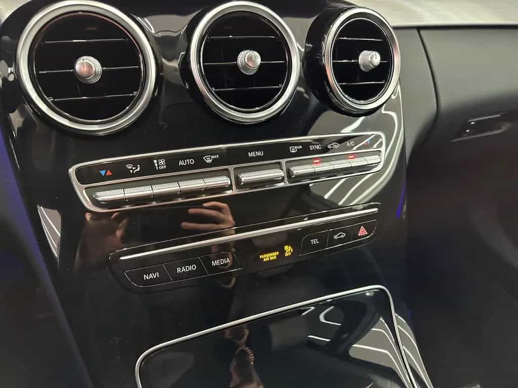 Mercedes-Benz C-Class 300 T*Totwinkel*LED*Kamera*AppleCarPlay* 06/2019-photo-24