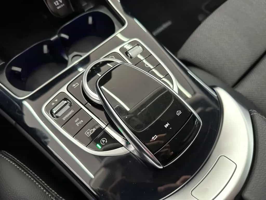 Mercedes-Benz C-Class 300 T*Totwinkel*LED*Kamera*AppleCarPlay* 06/2019-photo-26