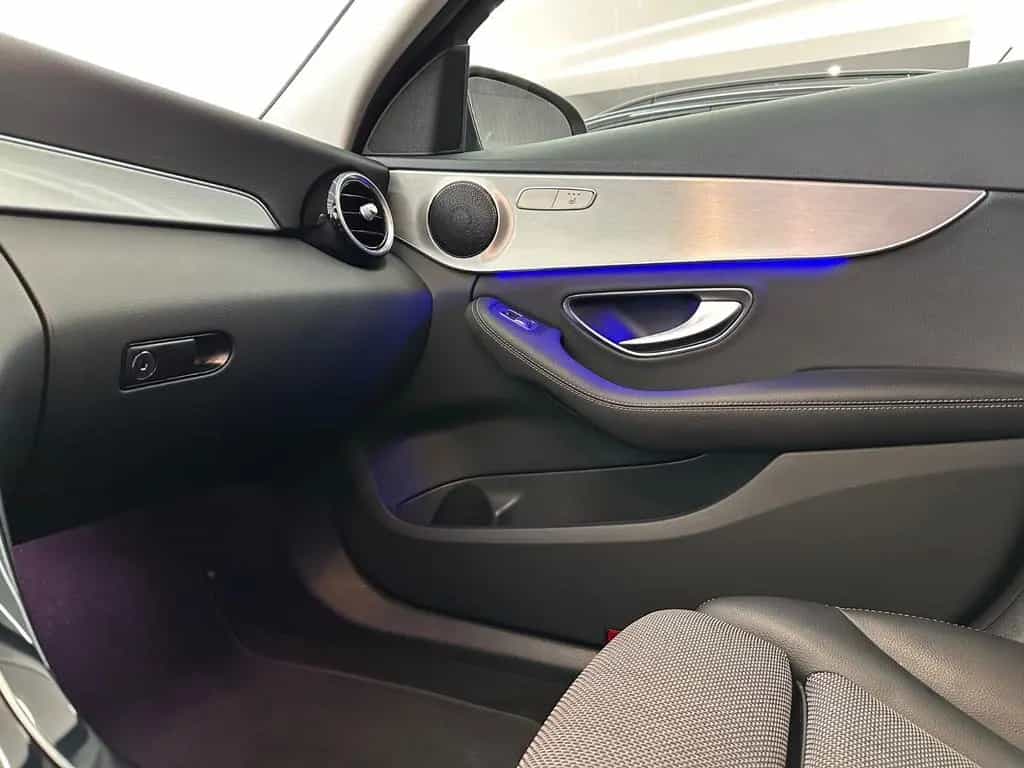 Mercedes-Benz C-Class 300 T*Totwinkel*LED*Kamera*AppleCarPlay* 06/2019-photo-27