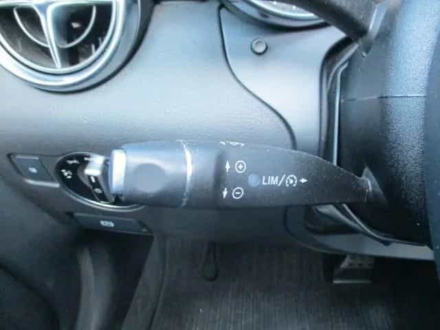 Mercedes-Benz SLC-Class 180 9G-Tr. LED Navi Airscarf Pano Totw. PDC 03/2019-photo-17