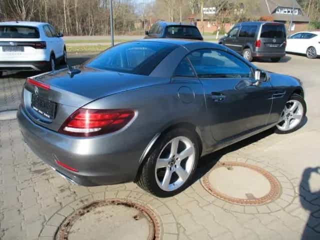 Mercedes-Benz SLC-Class 180 9G-Tr. LED Navi Airscarf Pano Totw. PDC 03/2019-photo-4