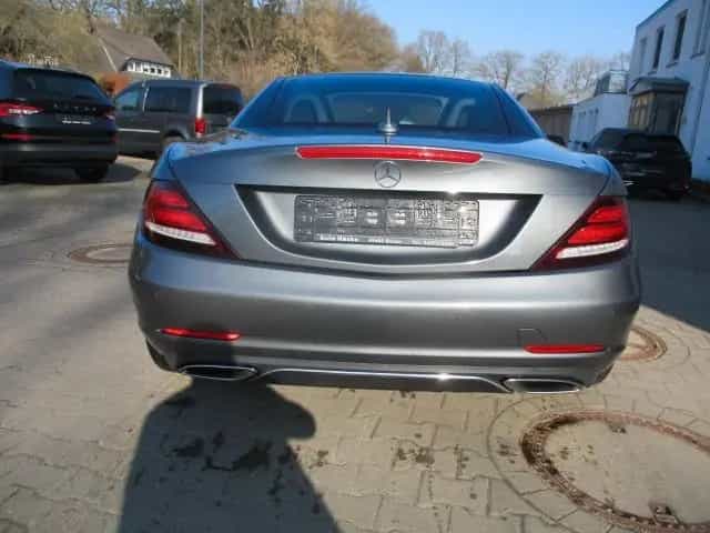 Mercedes-Benz SLC-Class 180 9G-Tr. LED Navi Airscarf Pano Totw. PDC 03/2019-photo-5