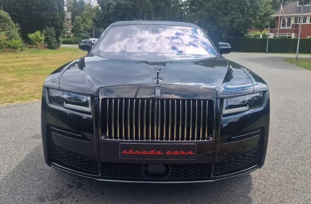 Rolls-Royce Ghost Black Badge 02/2024-photo-1