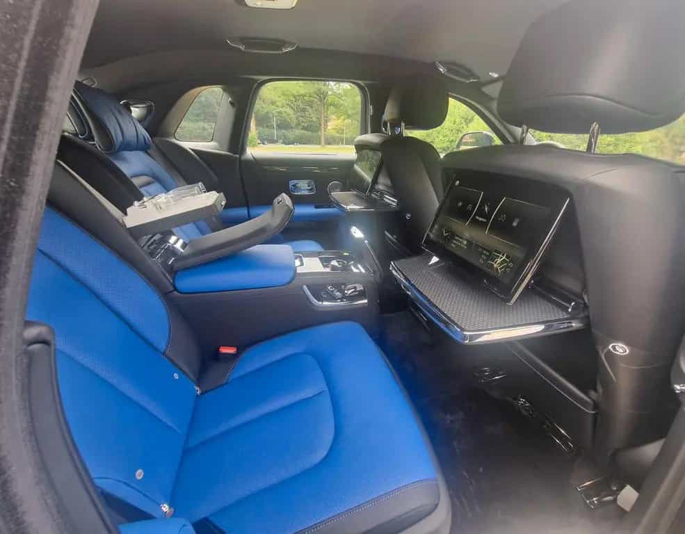 Rolls-Royce Ghost Black Badge 02/2024-photo-15