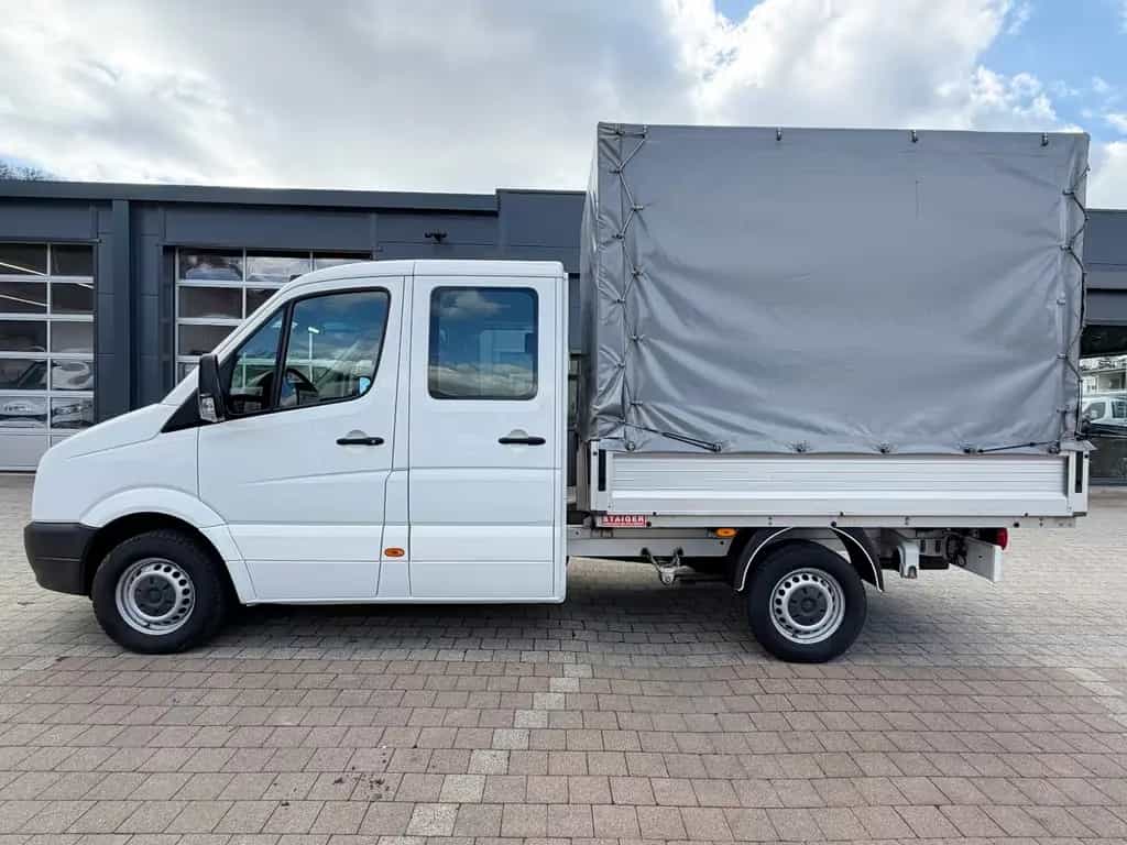Volkswagen Crafter Pritsche Plane 35 mittel DoKa *AHK 3,5 T 10/2018-photo-10