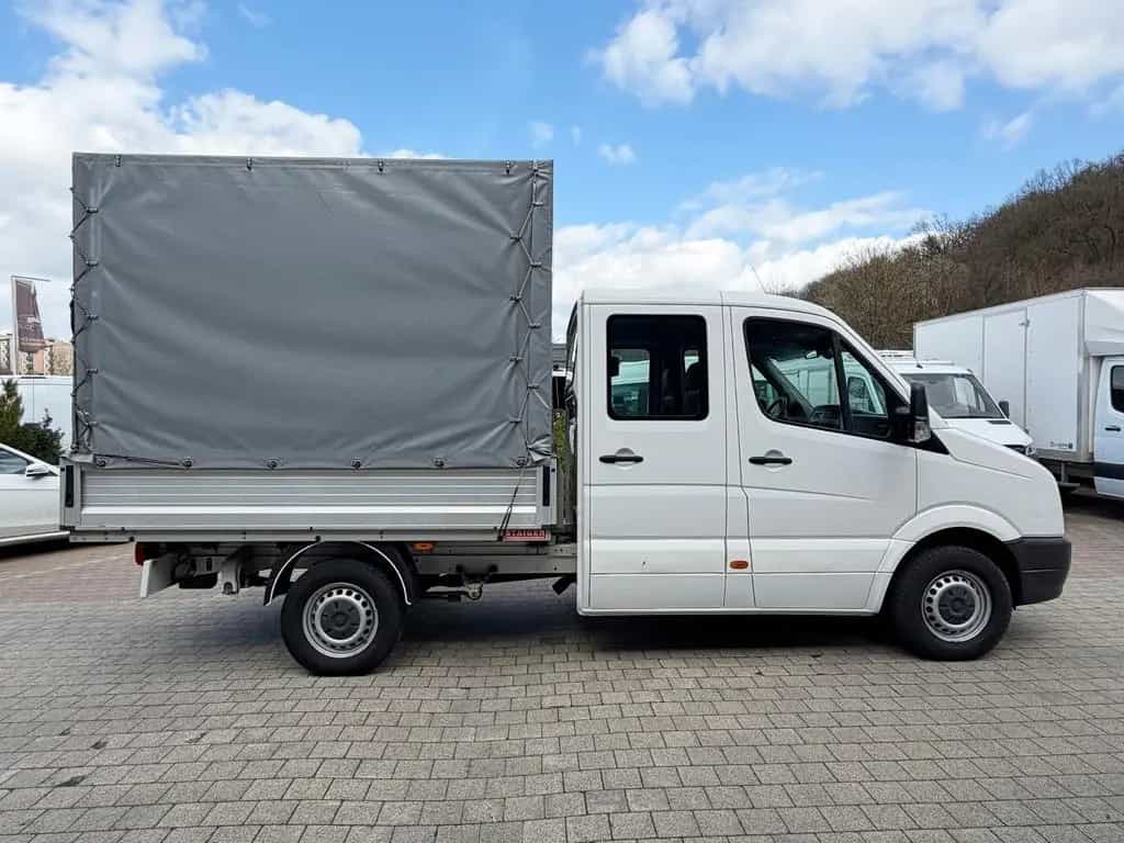 Volkswagen Crafter Pritsche Plane 35 mittel DoKa *AHK 3,5 T 10/2018-photo-5