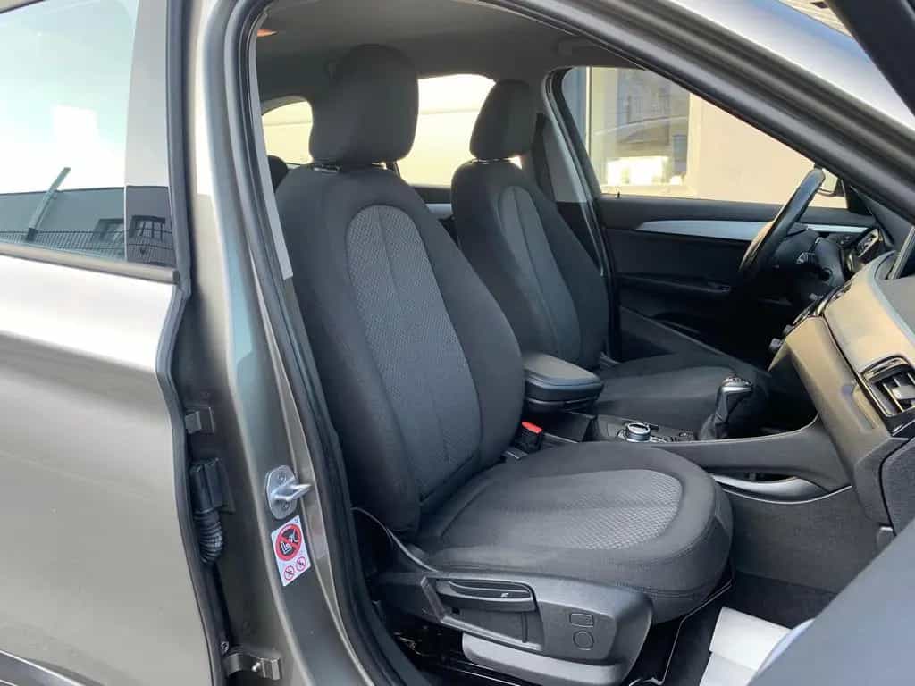 BMW X1 XDrive 2.0i*AUTOMATIK*NAV*PDC*SHZ*TEMP 06/2017-photo-11