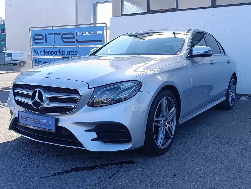 Mercedes-Benz E-Class 200 Lim. AMG Navi Schiebedach LED Kamera 11/2018-photo-0