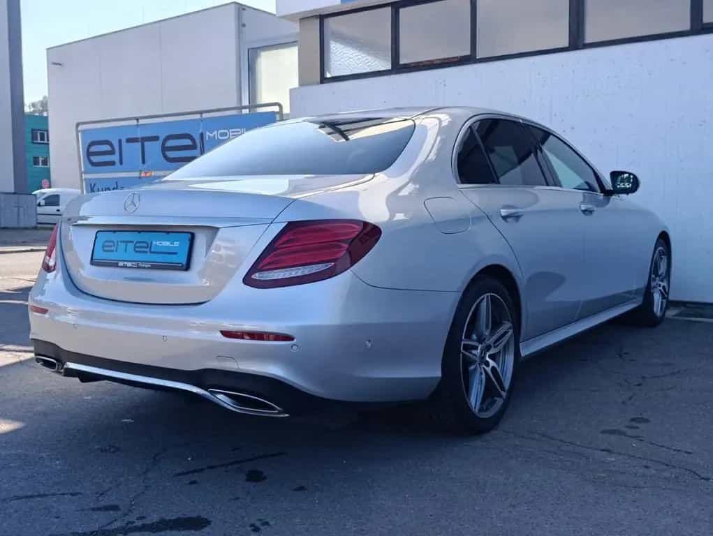 Mercedes-Benz E-Class 200 Lim. AMG Navi Schiebedach LED Kamera 11/2018-photo-2