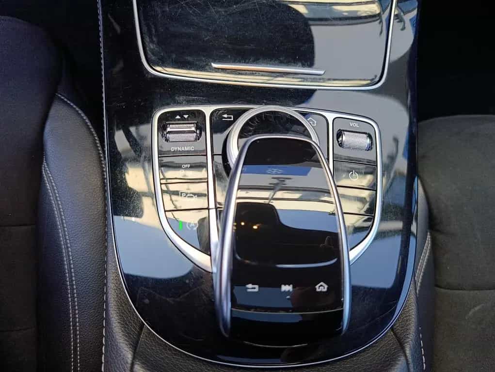 Mercedes-Benz E-Class 200 Lim. AMG Navi Schiebedach LED Kamera 11/2018-photo-23