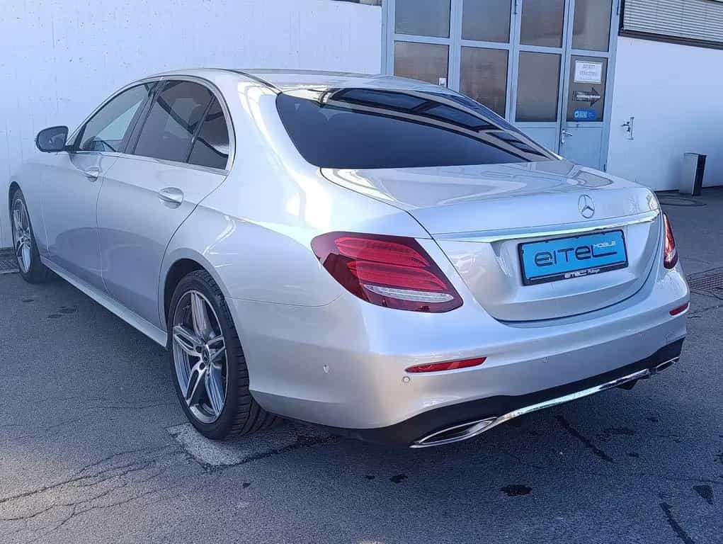 Mercedes-Benz E-Class 200 Lim. AMG Navi Schiebedach LED Kamera 11/2018-photo-3