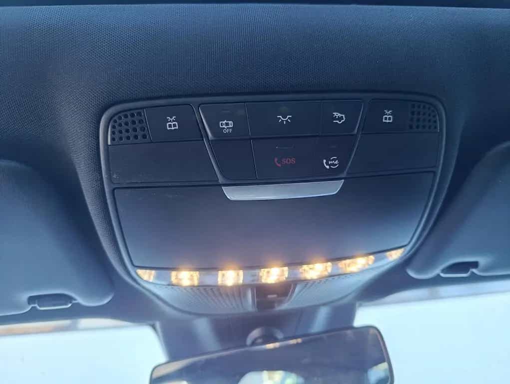 Mercedes-Benz E-Class 200 Lim. AMG Navi Schiebedach LED Kamera 11/2018-photo-35