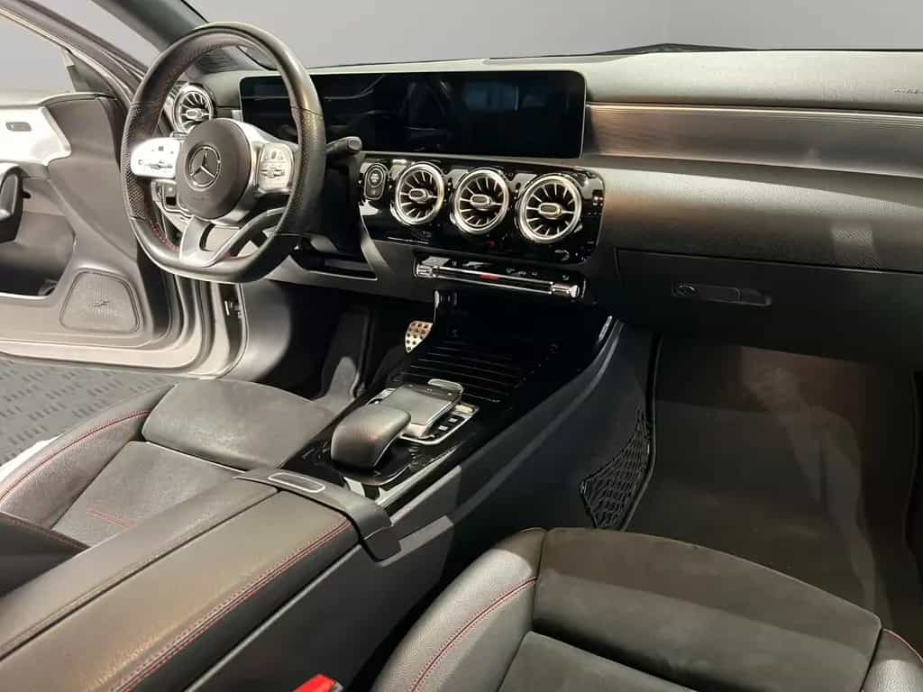 Mercedes-Benz A-Class Lim. DCT AMG AMBI LED NAV PARK SOUND 11/2019-photo-9