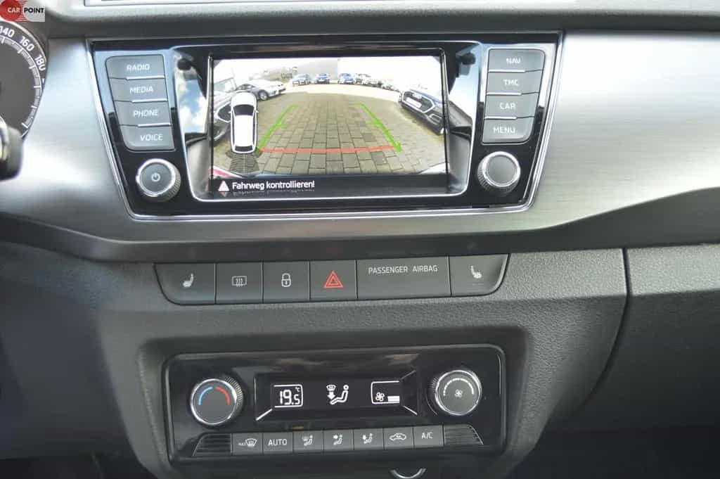 Skoda Fabia Style*Navi*Kamera*Carplay*SHZ*Klimaaut. 10/2018-photo-12