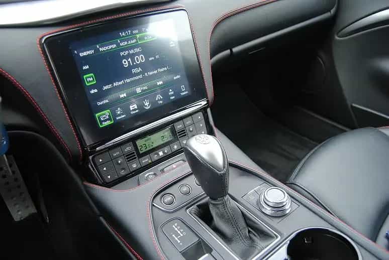 Maserati Granturismo 4.7 V8 Sport Autom.2-Hand.Deutsch 06/2018-photo-10