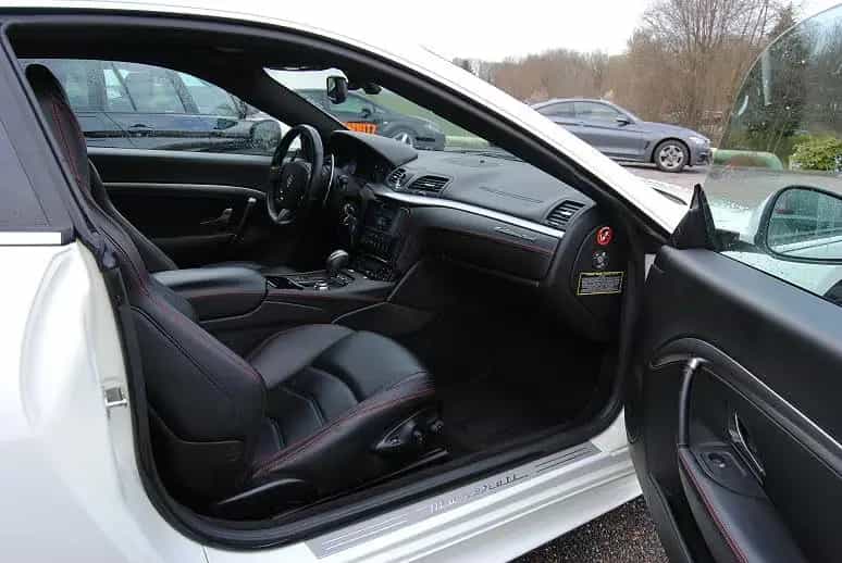Maserati Granturismo 4.7 V8 Sport Autom.2-Hand.Deutsch 06/2018-photo-5