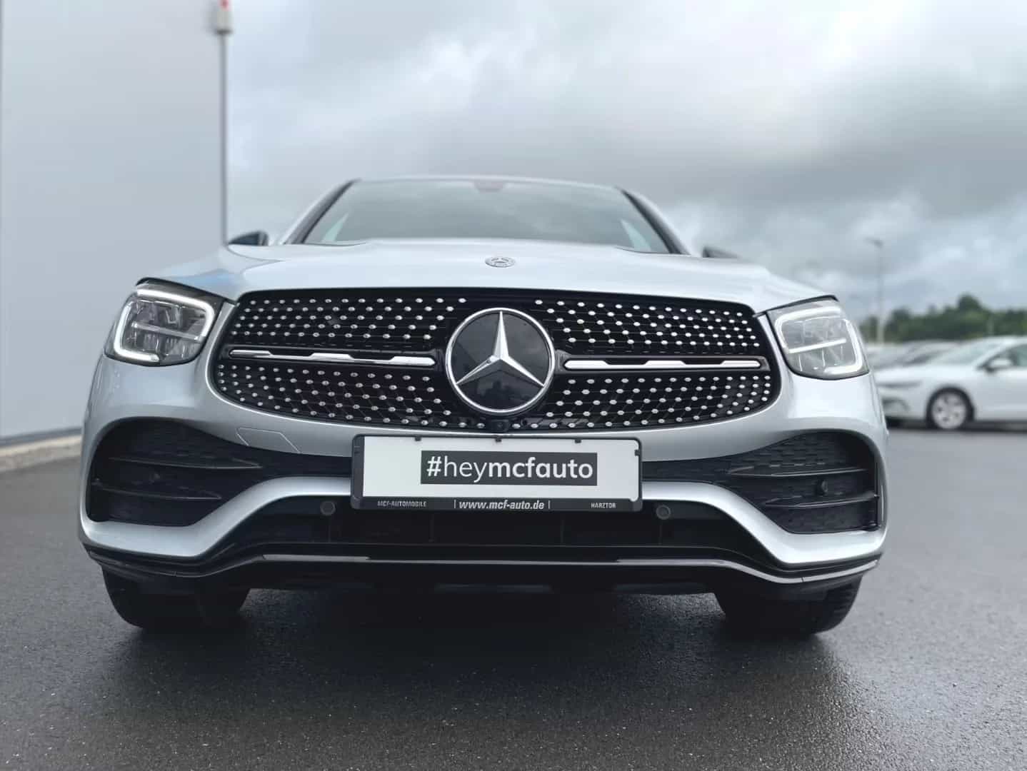Mercedes-Benz GLC-Class 220 04/2021-photo-2