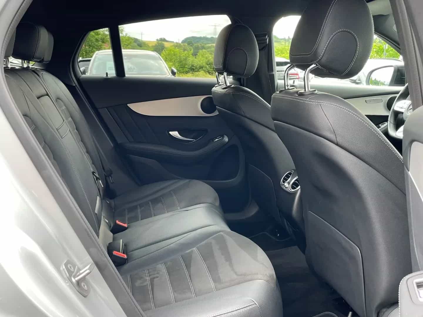 Mercedes-Benz GLC-Class 220 04/2021-photo-21