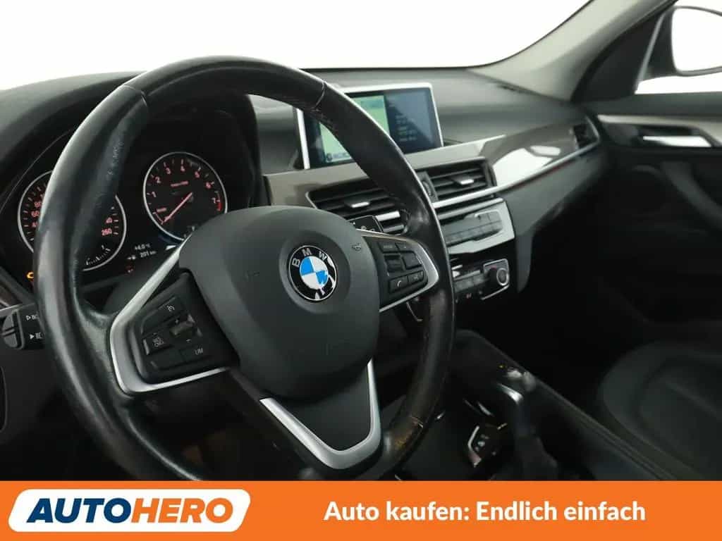 BMW X1 xDrive 25i xLine Aut.*NAVI*TEMPO*PDC*SHZ*LIM* 07/2017-photo-10